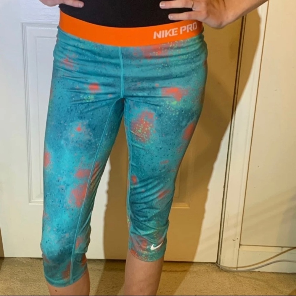 NWOT Nike Pro Women’s Tights